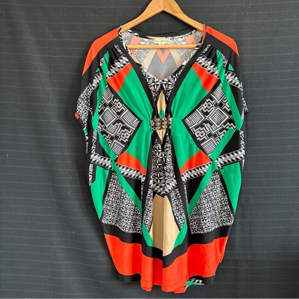 Live and Let Live S Small Multicolor Tunic Top Stretch Shirt Beaded Gathered